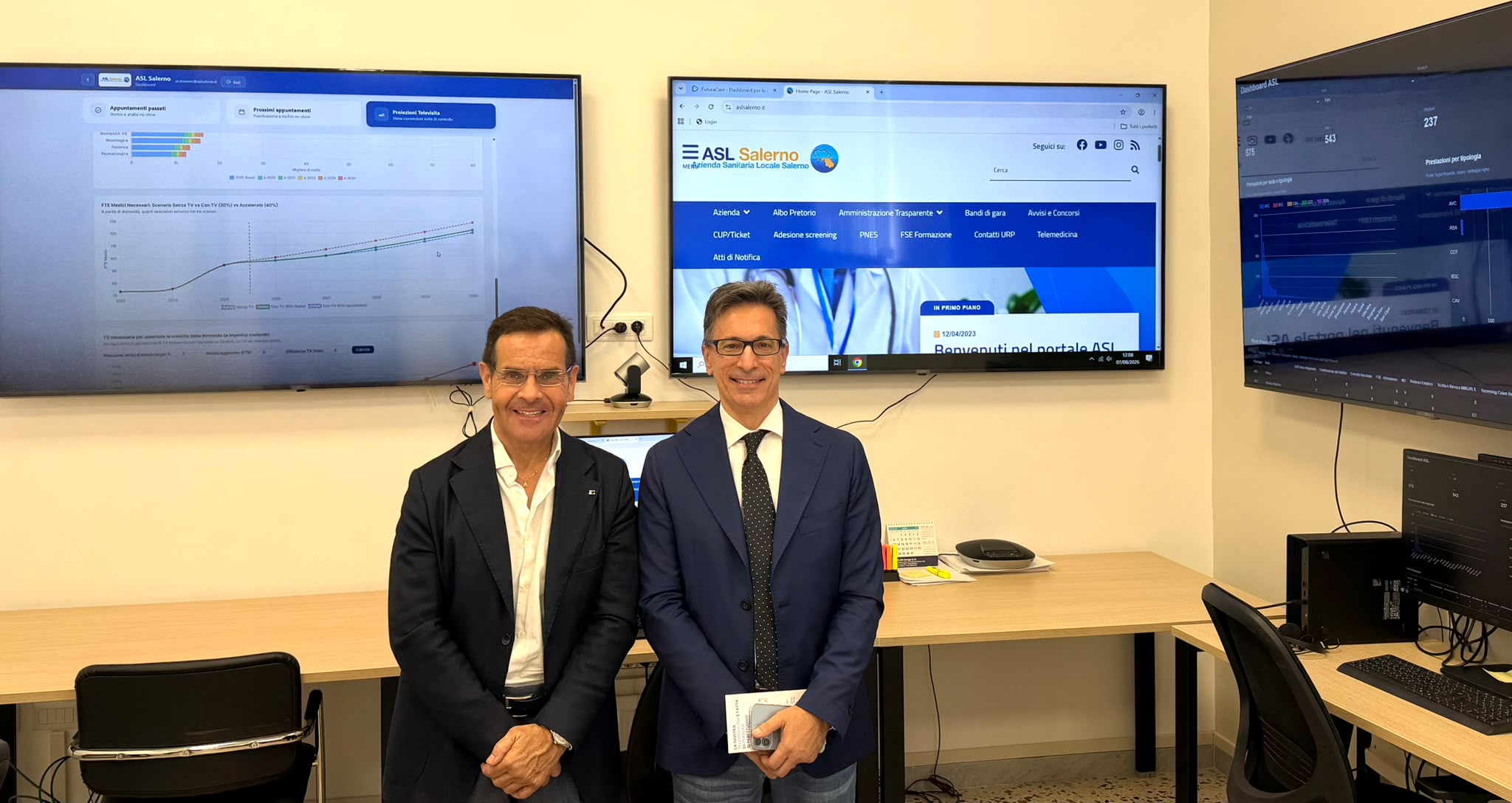 Immagine di copertina per ASL Salerno, il vicepresidente della Commissione Sanit� del Senato Orfeo Mazzella visita il Virtual Community Hospital di Nocera Inferiore